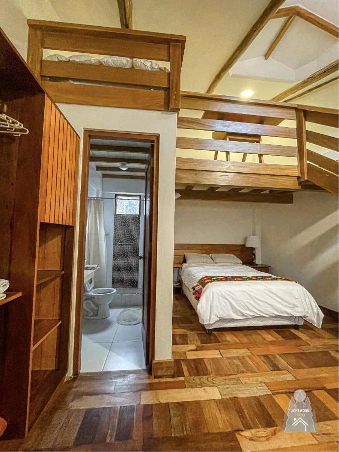 Light Wood Hotel Calca Exterior photo
